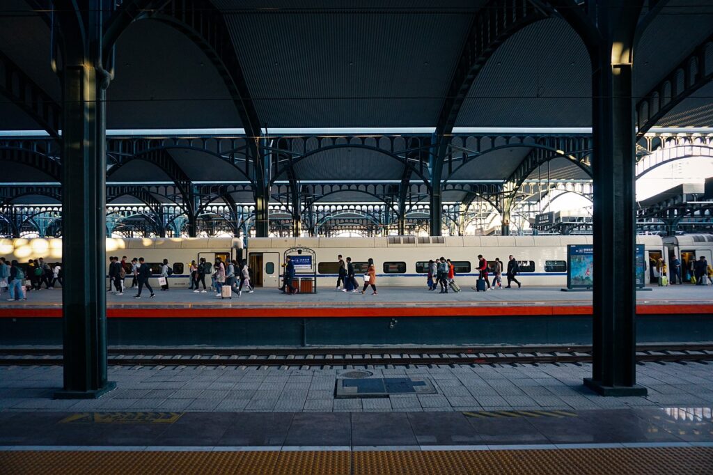 37駅構内