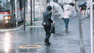 雨の日の朝